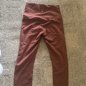 Lulu Lemon Cropped Brown Leggings fit comfortably like new